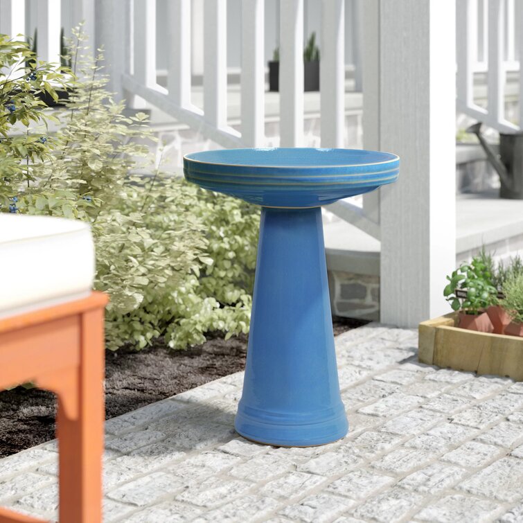 simple elegance bird bath